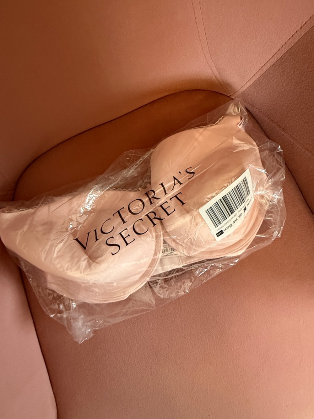 Victoria's Secret Smooth Light Pink Bra 38D NWT